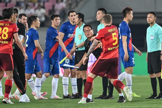 曼城全场23脚射门均无功而返 上次这么惨还是对阵曼联